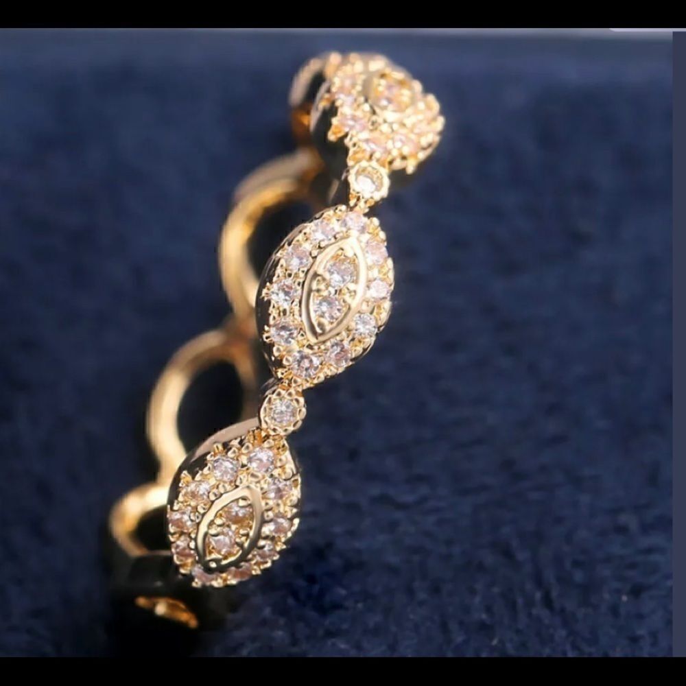 Elegant 18K Gold PLATED CZ Diamond Ring
